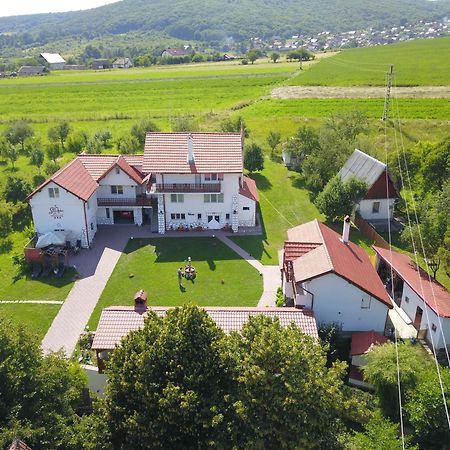 Casuta Cu Flori Hotel Előpatak Kültér fotó